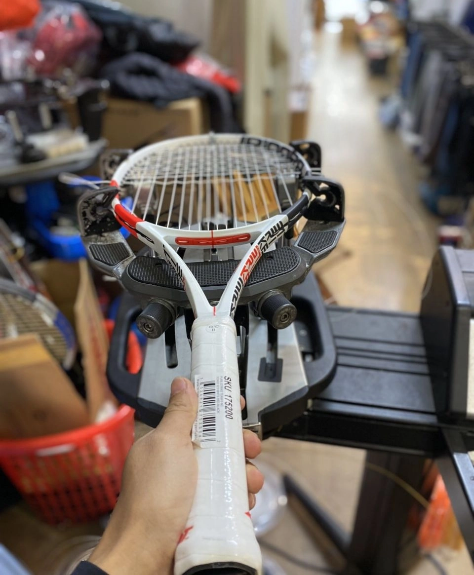 đan vợt cầu lông Tennis chuyên nghiệp ở đâu
