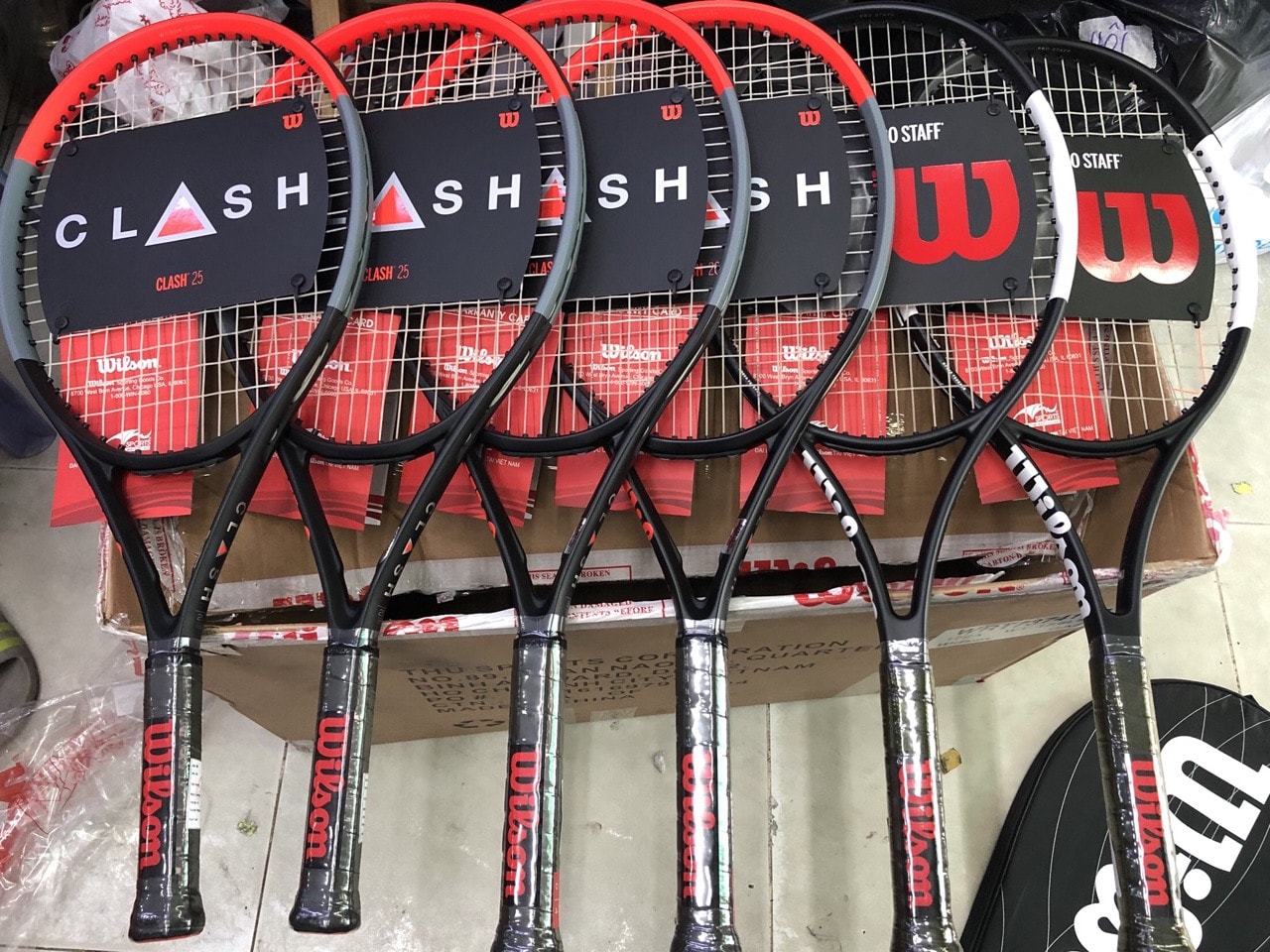 địa chỉ mua phụ kiện tennis chính hãng tphcm